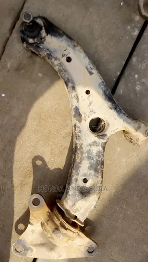 Lower Arm Honda Fit 2006-010