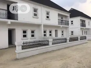 4bdrm Duplex in Doxa Estate, Port-Harcourt for sale