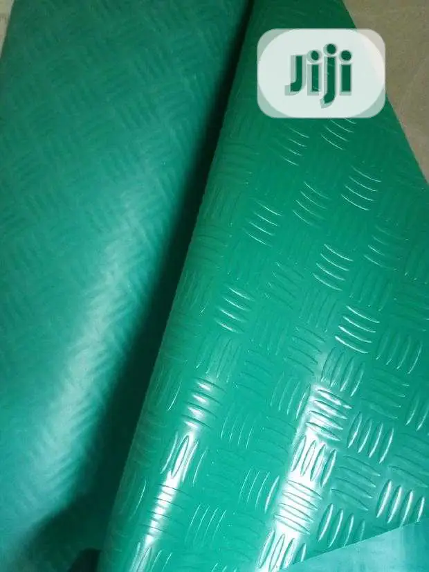 Thick Rubber Carpet