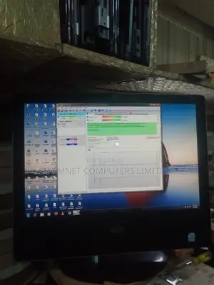 Desktop Computer Dell 2GB Intel HDD 250GB