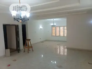 3bdrm Block of Flats in Guzape District for sale