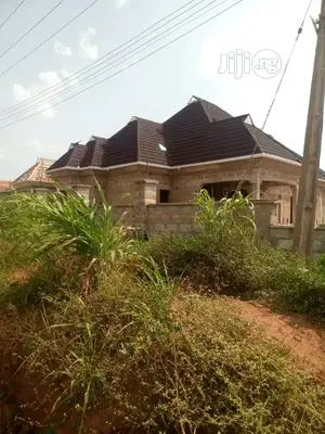 Original Stone Tiles (Gerald) With PVC Water Collector