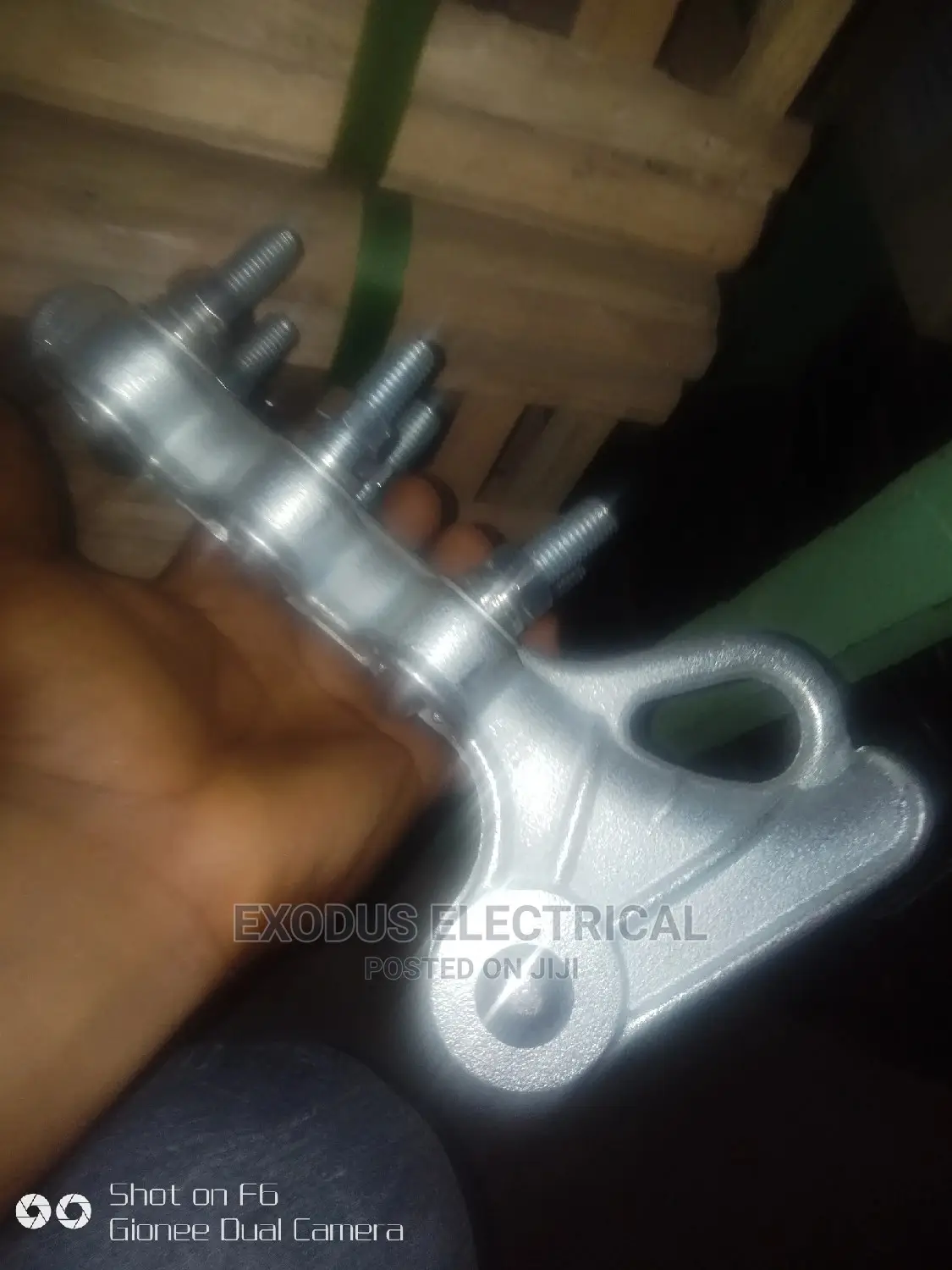 6 Bolt Clamp