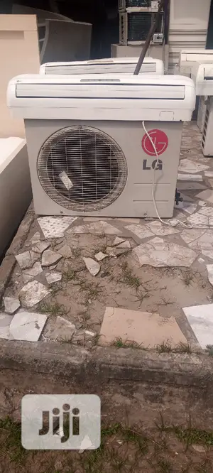 Direct Fairly Used Factory-Fitted 1.5hp Lg Split Ac for Sale