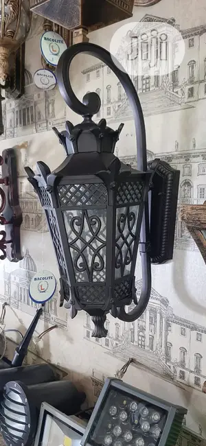 Big Gate Lamp