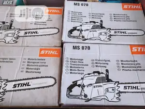 Stihl Chainsaw Machine