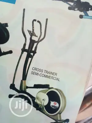 Cross Trainer