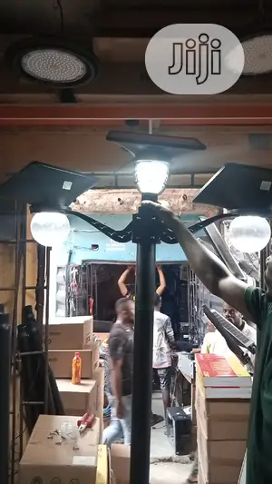 Nombimz New Solar Bee Garden Light With 2 Years Warranty