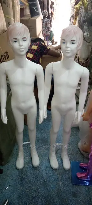 White Unisex Plastic Kids Mannequins