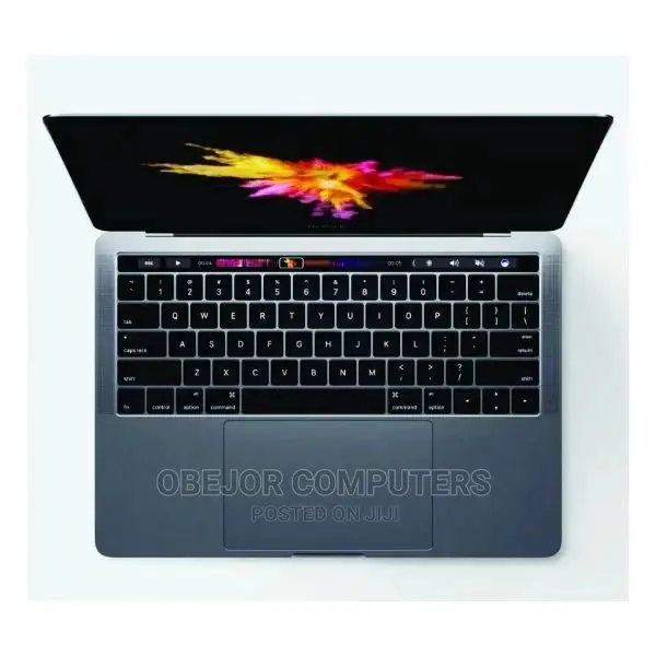 New Laptop Apple MacBook Pro 2020 8GB Intel Core I5 SSD 512GB