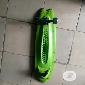 Sharker Skateboard