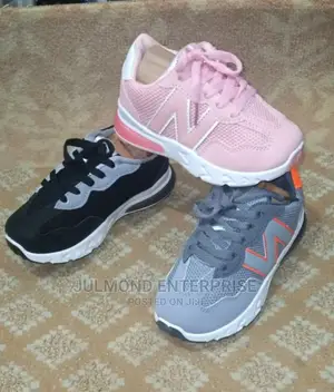 Kids Easy Wear Sneakers