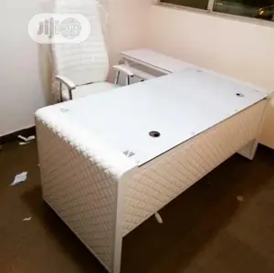 Executive High Quality Office Table With Chair