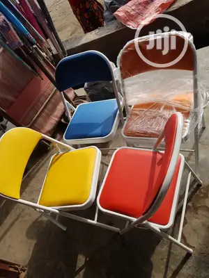Higher Quality Foldable Chairs in Stock