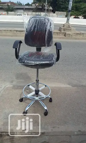 Exquisite Modern Office Chair