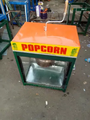 New Gas Popcorn Machine in Showglass 12