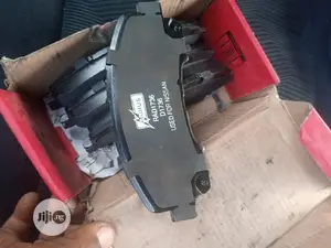 Front Brake Pads Nissan Xtrail 2015