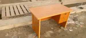 Portable Office Table 2fit*4fit