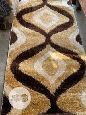 Quality Designer Fluffy Super Soft Center Rug.