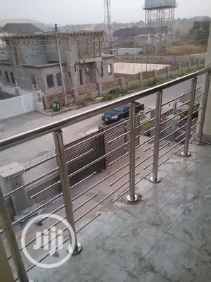 Stainlessway Balcony Semi Spacing Design