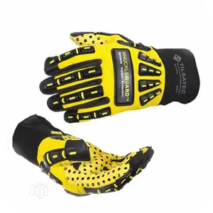 Waterproof Durable Yellow/Black Protective Gloves