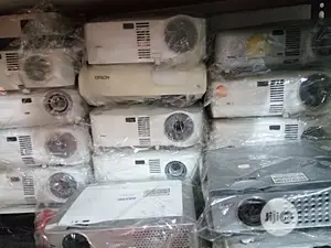 Neat Super London Used Projectors