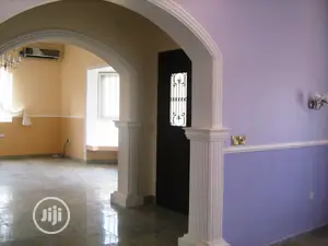 Screeding and Painting