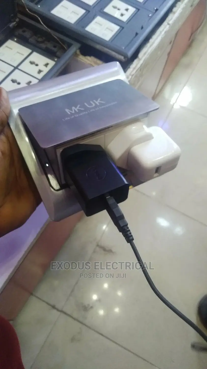 Socket Floor Double