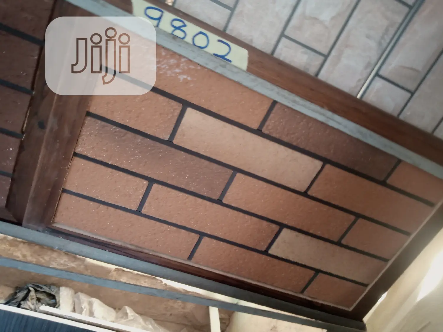 China Bricks Tiles