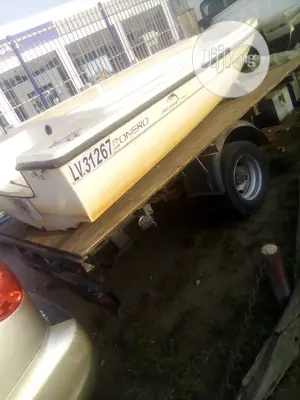 Flaying Boat With Engine for Sale
