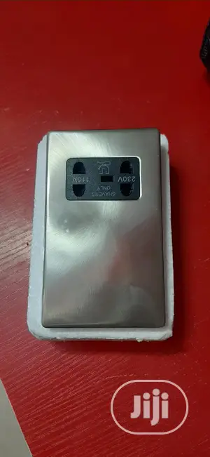 Quality Shaver Socket
