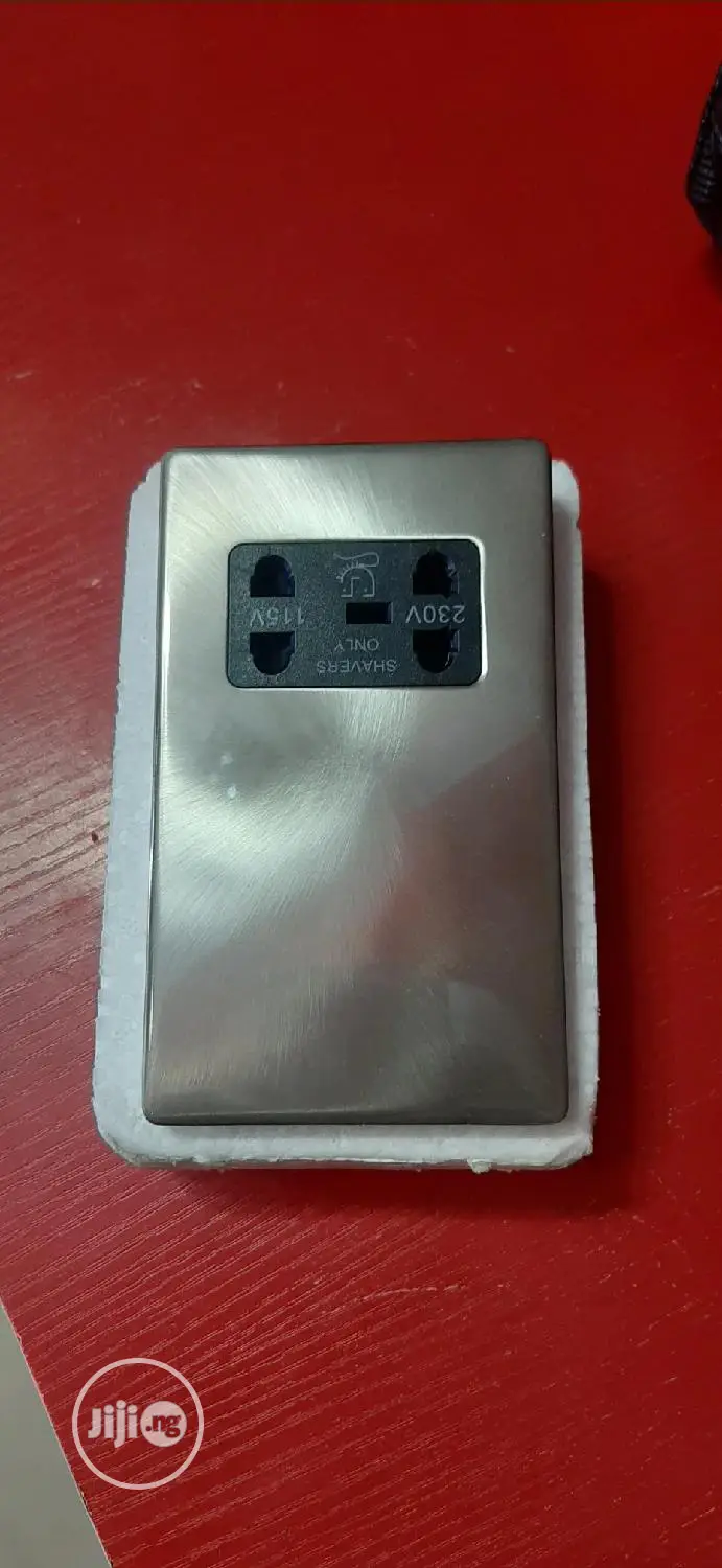 Quality Shaver Socket