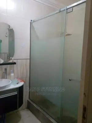 Shower Cubicle Fixed