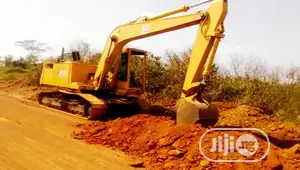 Cat 215c Lc for Hire