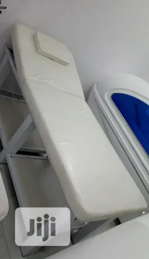 Quality Massage Bed