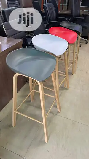 Metal Legs Bar Stool