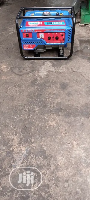 2 Weeks Old Very New 2.5KVA SCANFROST SFG2900ER Generator