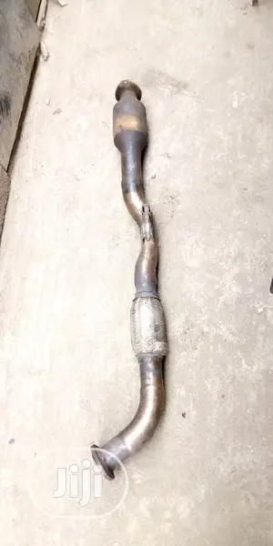 Exhaust Pipe With Net With Catalyst