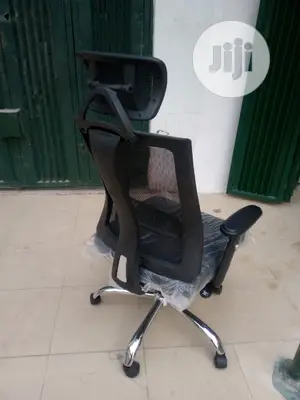 Net Headrest Swivel Chair