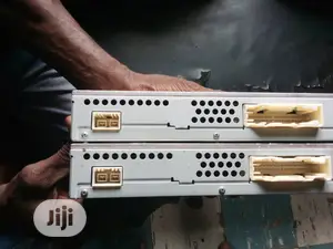 Factory Amplifier for RX- 350, ES - 350, IS - 250 Lexus