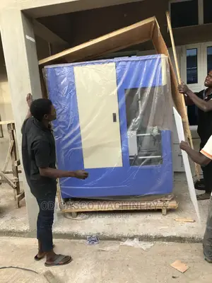 Pet Blowing Bottle Making Machine