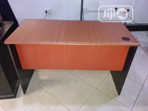 4ft Office Table