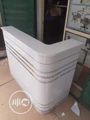 1.2 Meters Office Reception Table