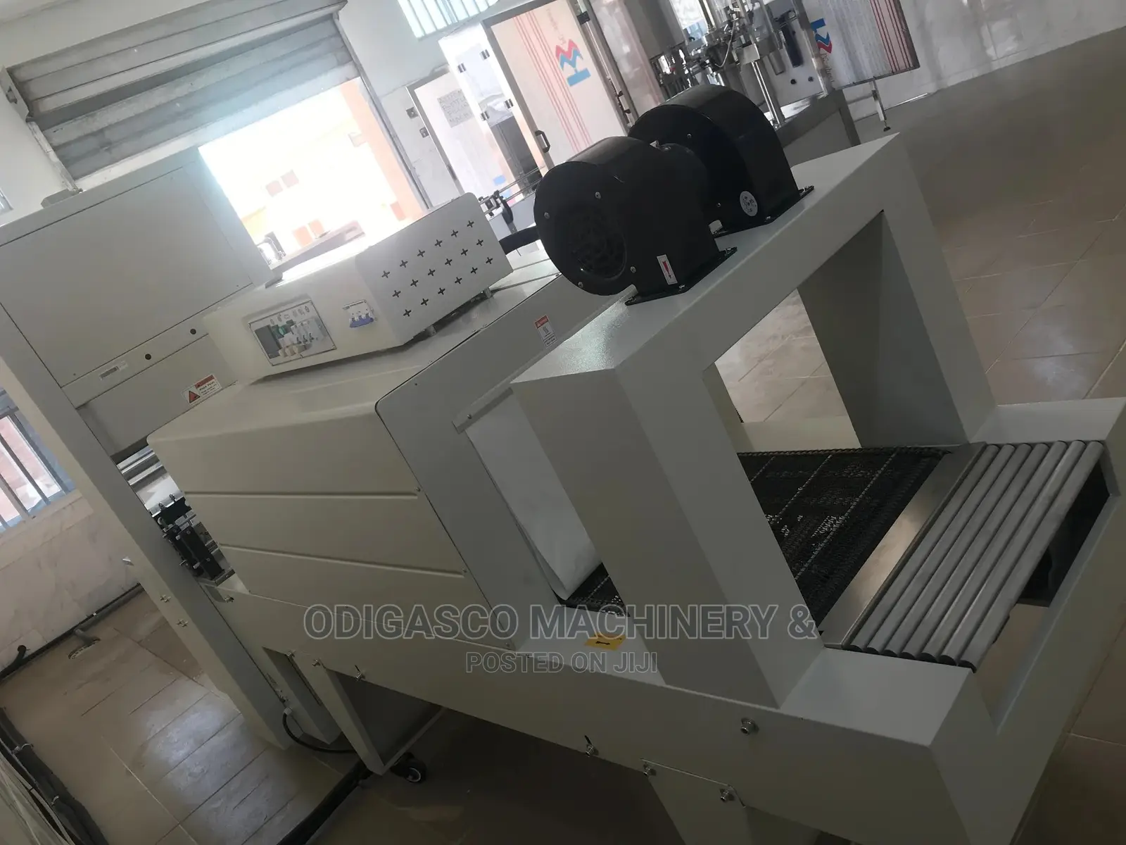 Shrink Wrapping Machine