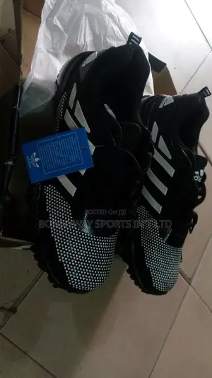 Adidas High Performance High Quality Jugging Canvas,Size 45