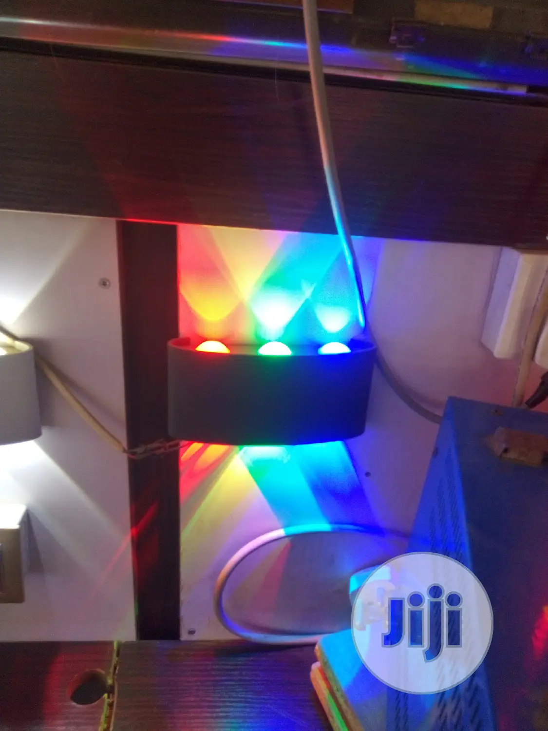 Quality Up and Down Light
