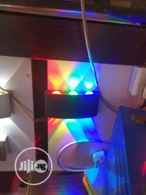 Quality Up and Down Light