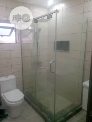 Shower Cubicle L-Shaped Design