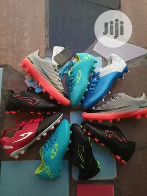 Children Football Boots
