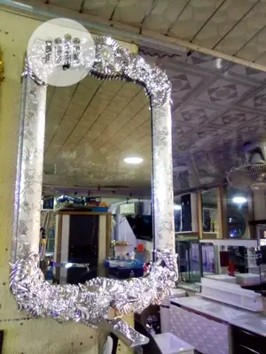 Royal Mirror